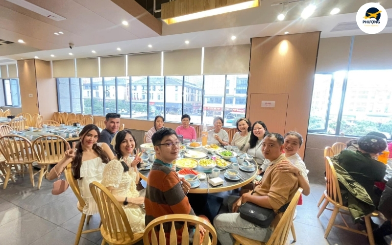 TOUR TRƯƠNG GIA GIỚI - PHƯỢNG HOÀNG CỔ TRẤN – MIÊU TRẠI MẶC NHUNG 5N4Đ